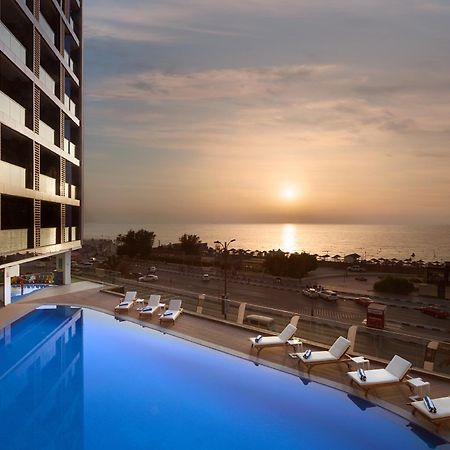 Wyndham Garden Ajman Corniche Hotel Bagian luar foto